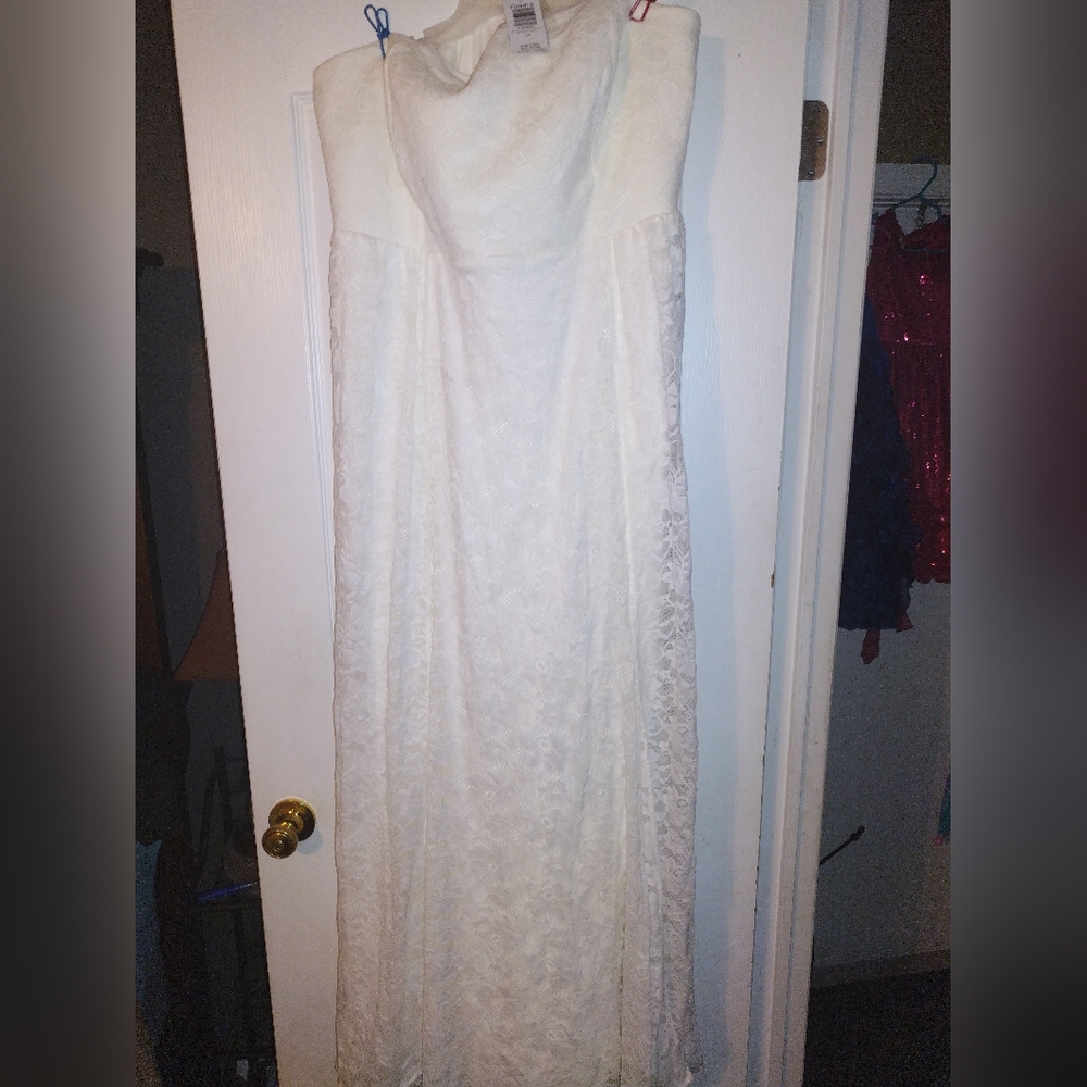 I bought it and lost over 100 lbs so never got to wear it